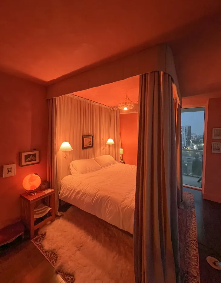 Layout a Studio Apartment