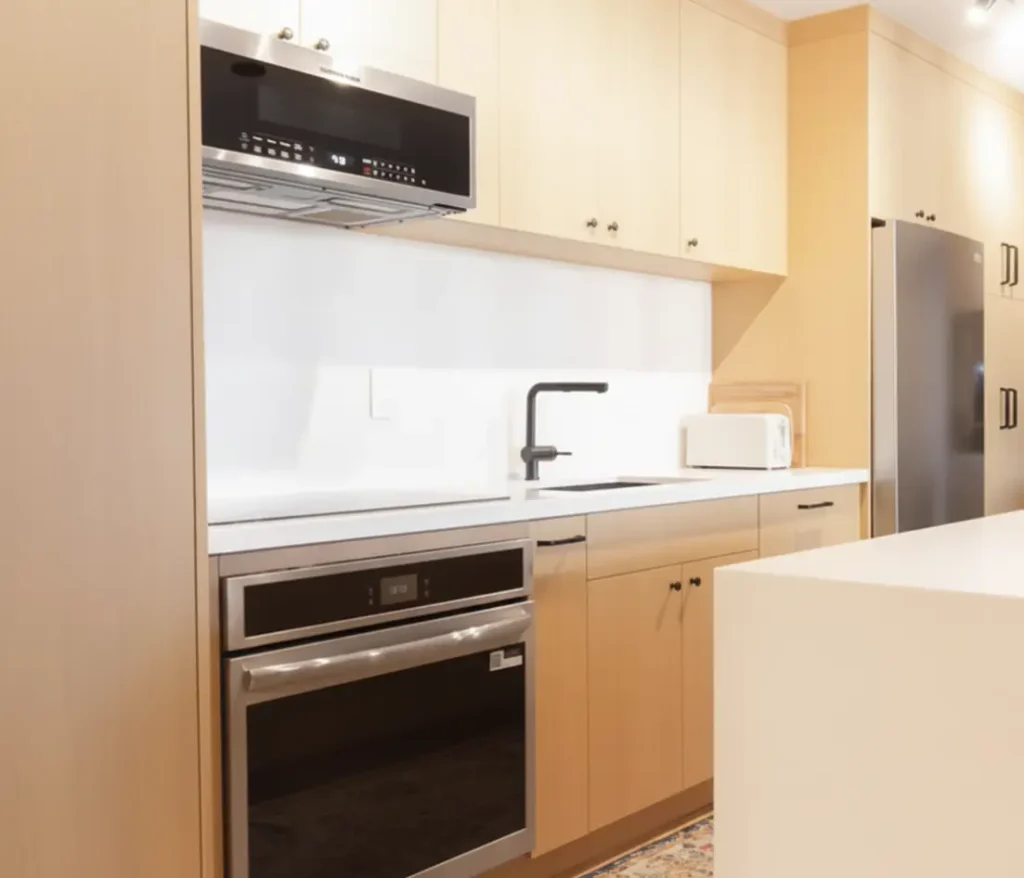 white oak kitchen